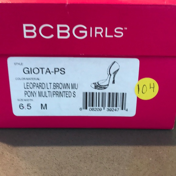 Leopard print pony hair BCBG heels - Picture 2 of 7